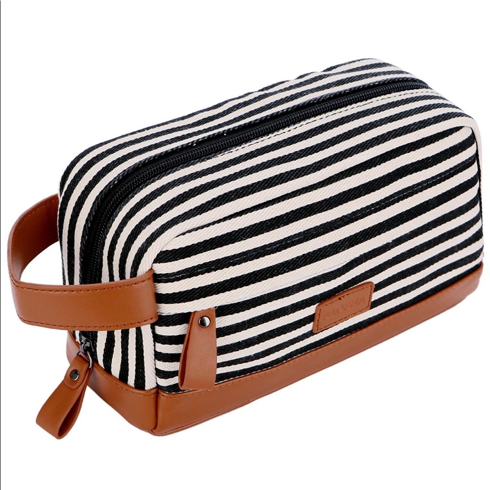 Cosmetic case